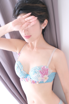 茉莉奈／まりな